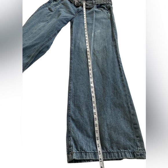 Wide Leg Jean, MEDIUM WASH, 12 R - Picture 10 of 10